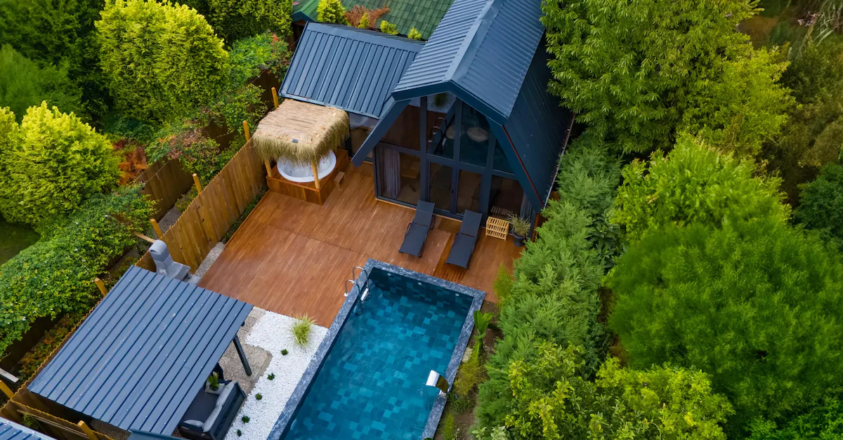 Privacy-Focused Private Pool Accommodation